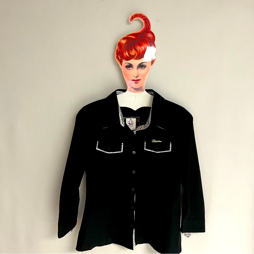 LUXIRIE Classic Button Down Shirt NWT
